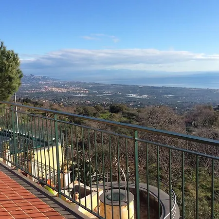 펜션 Bellavista Etna *