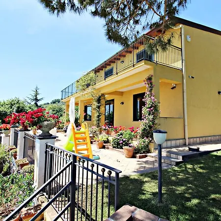 펜션 Bellavista Etna